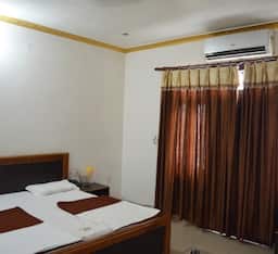 Semi Deluxe Room